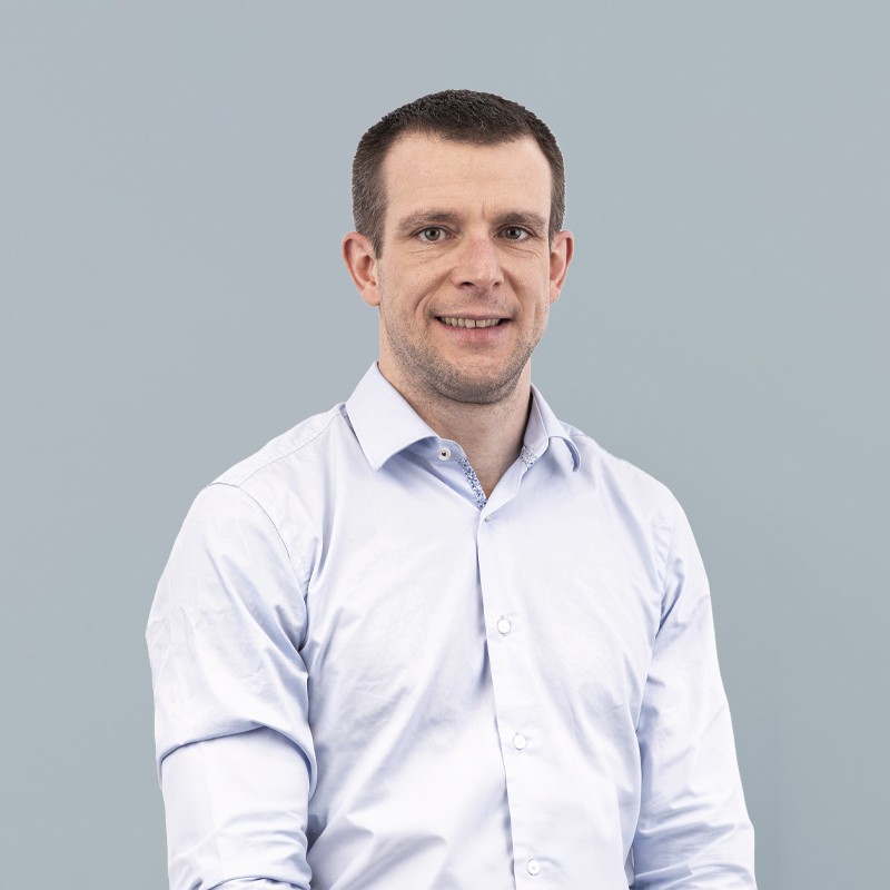 certania_damien_carson