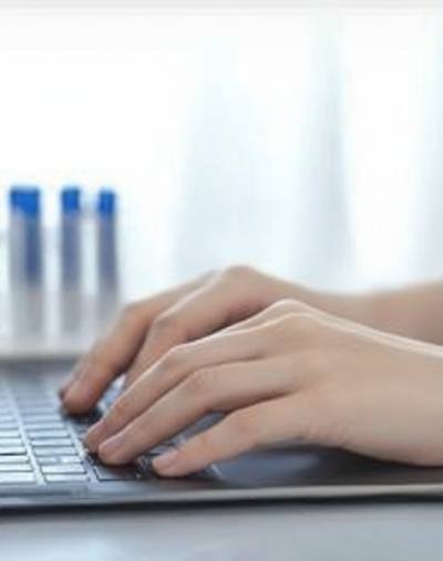 Firefly_GeminiFlash_ohne Handschuhe 353730 Firefly_GeminiFlash_ohne Handschuhe 353730