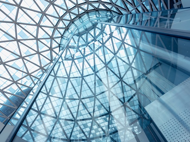 251002_Certania_Clarke_Banks_02